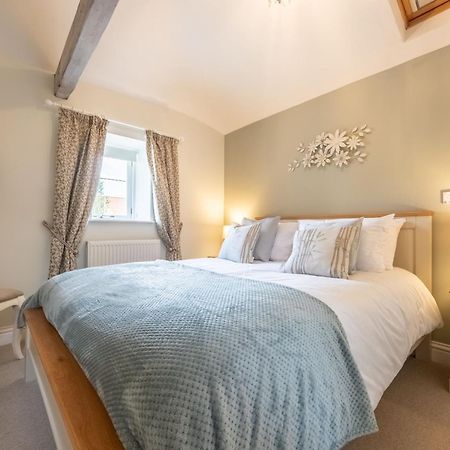 The Clockhouse Villa North Lopham Bagian luar foto