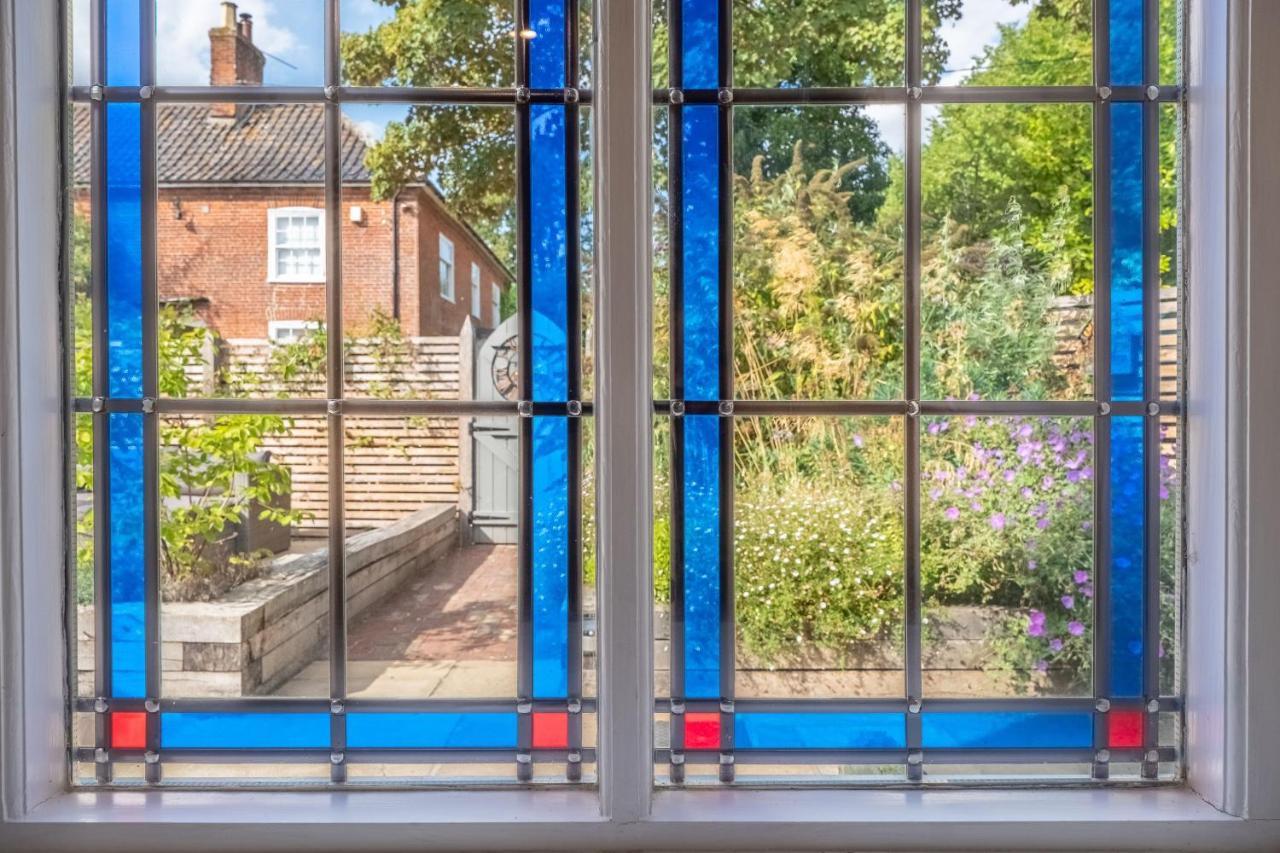 The Clockhouse Villa North Lopham Bagian luar foto