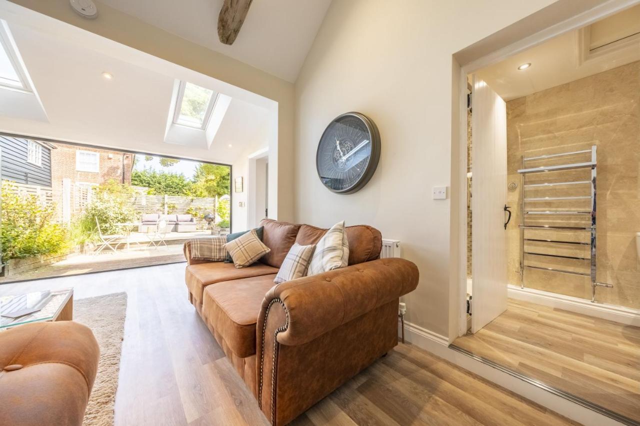 The Clockhouse Villa North Lopham Bagian luar foto